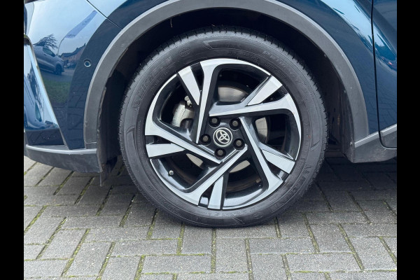 Toyota C-HR 2.0 Hybrid 184pk Style | Dodehoekherkenning, Stoel + Stuurverwarming, Parkeersensoren, Nieuwe multimedia