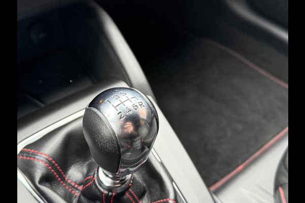 Ford FOCUS Wagon 1.0 EcoBoost Hybrid ST Line X | Nieuw model 2022 | Groot scherm | Stoel\Stuurverw. | Apple Carplay | Voorruitverwrming