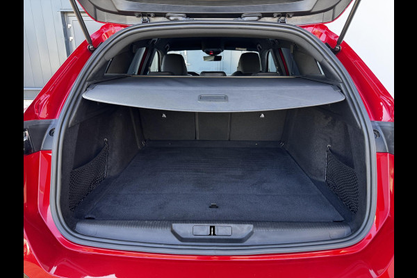 Peugeot 308 SW 1.6 Plug-in Hybrid 225 GT | Trekhaak | Aviloo 98%! |