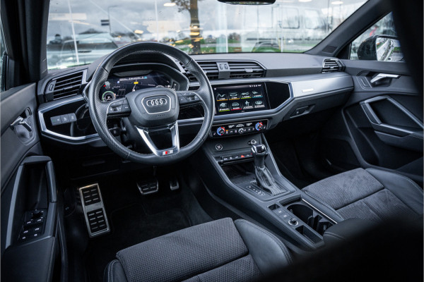 Audi Q3 Sportback 45 TFSI e S Edition - 20inch - Optiek zwart -SONOS