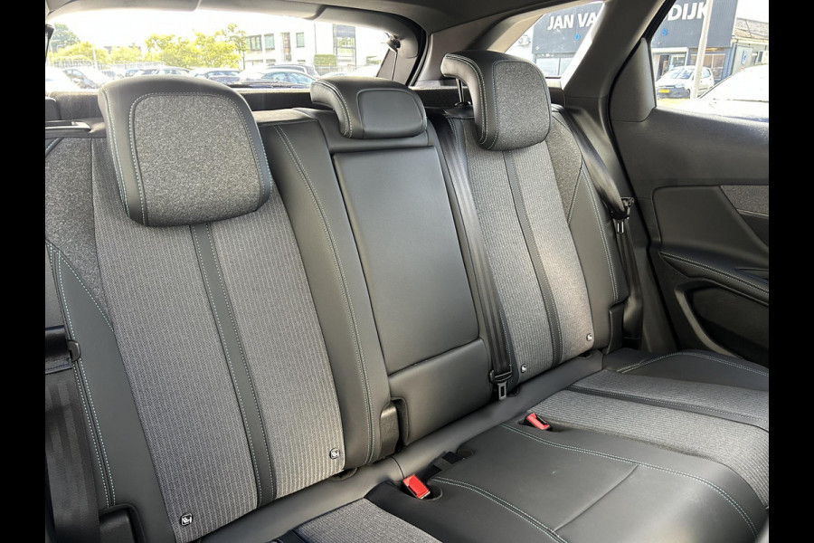 Peugeot 3008 1.6 HYbrid4 | 4x4 300pk Allure Pack Business