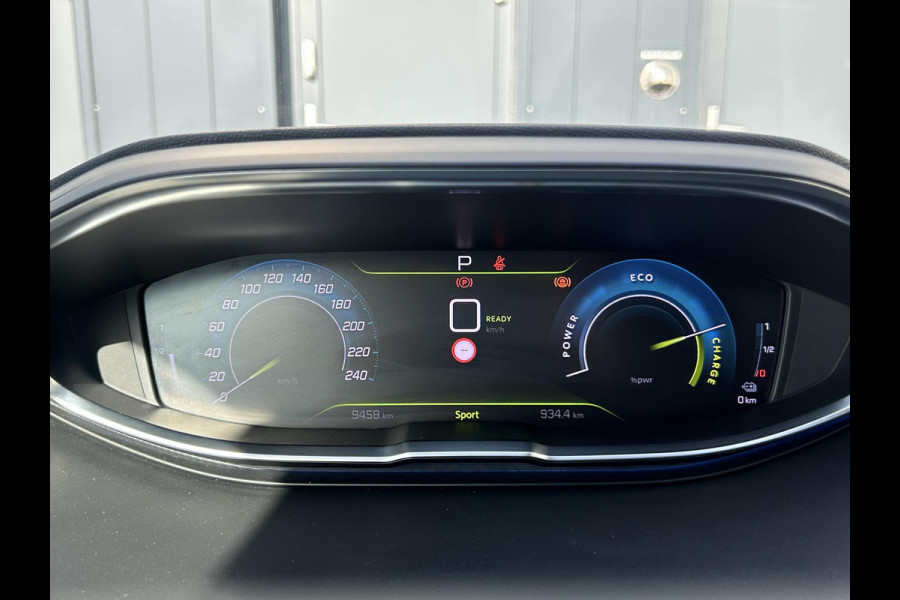 Peugeot 3008 1.6 HYbrid4 | 4x4 300pk Allure Pack Business