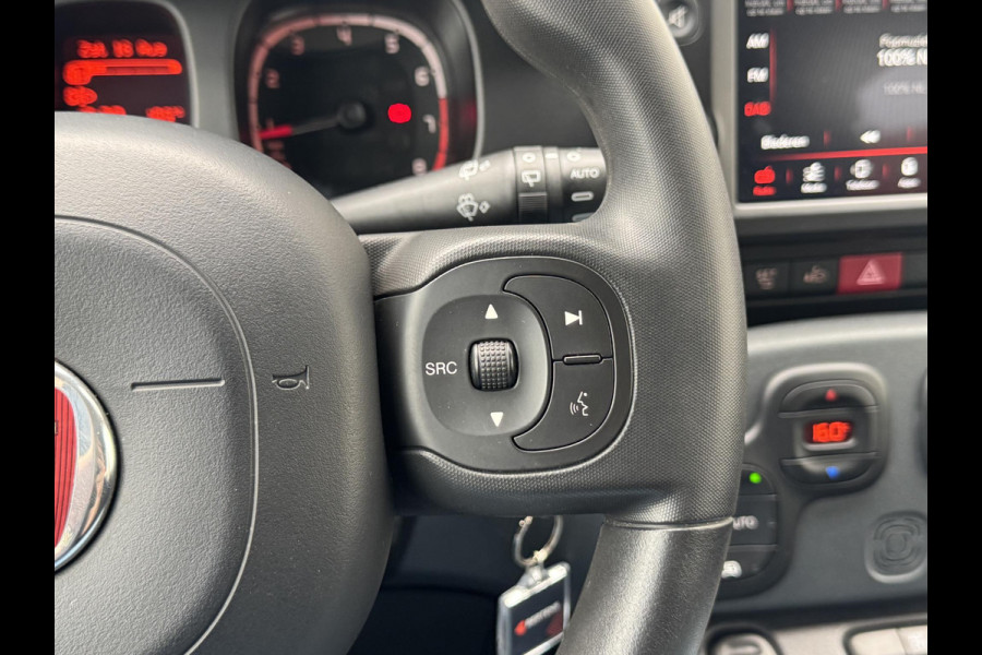 Fiat Panda 1.0 Hybrid RED Cross | Apple carplay | Climate control | Prijs is rijklaar!