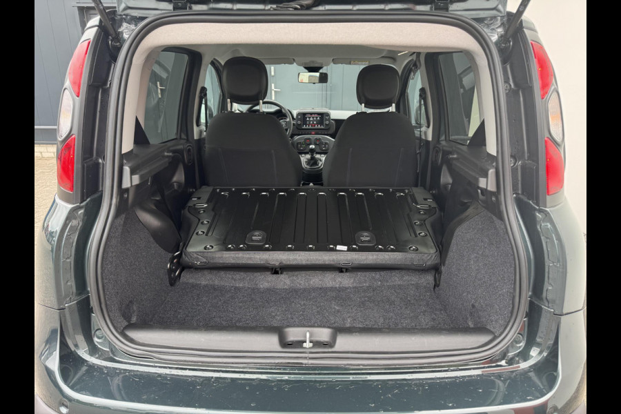 Fiat Panda 1.0 Hybrid RED Cross | Apple carplay | Climate control | Prijs is rijklaar!