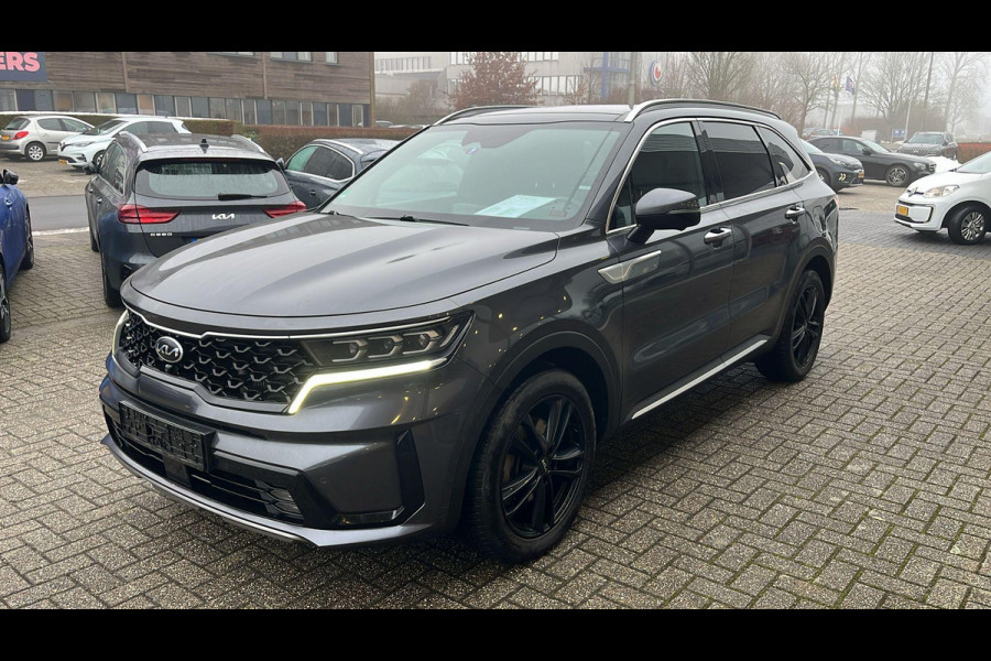 Kia Sorento 1.6 T-GDI Plug-in Hybrid 4WD ExecutiveLine 7p. | Afneembare trekhaak | Panoramadak | Stoelverwarming/Koeling | Leder | Geheugenstoelen |