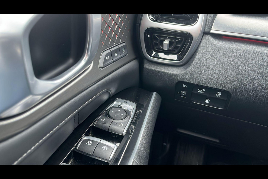 Kia Sorento 1.6 T-GDI Plug-in Hybrid 4WD ExecutiveLine 7p. | Afneembare trekhaak | Panoramadak | Stoelverwarming/Koeling | Leder | Geheugenstoelen |