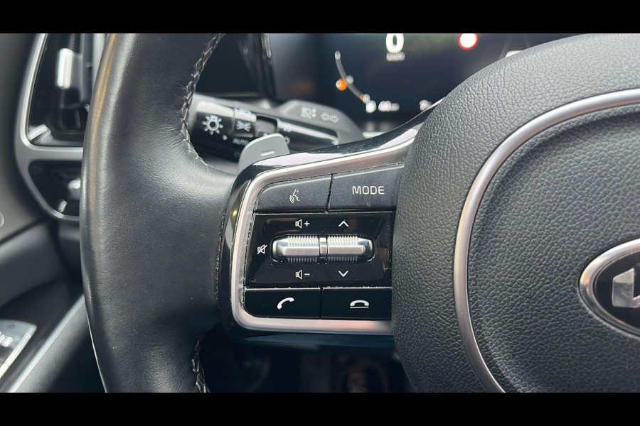 Kia Sorento 1.6 T-GDI Plug-in Hybrid 4WD ExecutiveLine 7p. | Afneembare trekhaak | Panoramadak | Stoelverwarming/Koeling | Leder | Geheugenstoelen |