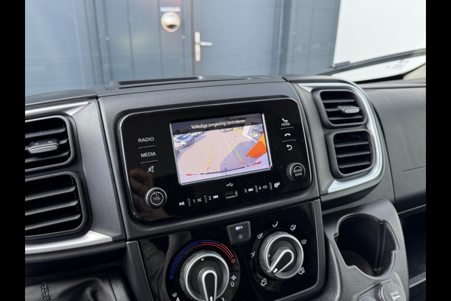 Citroën Jumper 2.2 BlueHDi 120 L2H1 3.0t | Trekhaak | Parkeercamera | Zeer compleet | Prijs is rijklaar