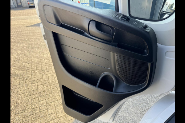 Citroën Jumper 2.2 BlueHDi 120 L2H1 3.0t | Trekhaak | Parkeercamera | Zeer compleet | Prijs is rijklaar