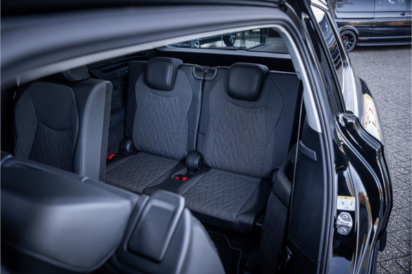 Volkswagen Tayron 1.5 eTSI Life Edition 7p. ** 20inch ** Panodak ** Trekhaak 5 jaar Fabrieksgarantie tot 100.000km