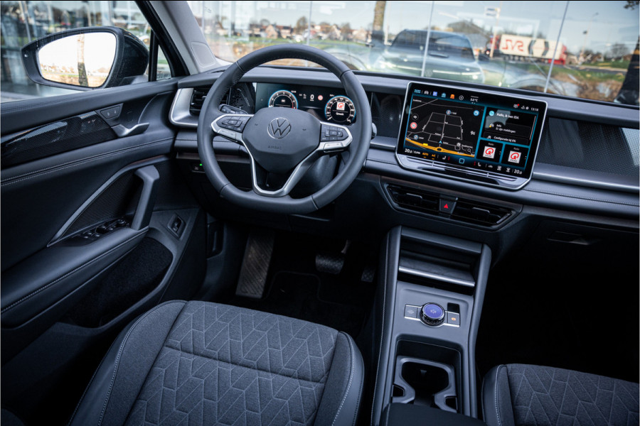 Volkswagen Tayron 1.5 eTSI Life Edition 7p. ** 20inch ** Panodak ** Trekhaak 5 jaar Fabrieksgarantie tot 100.000km