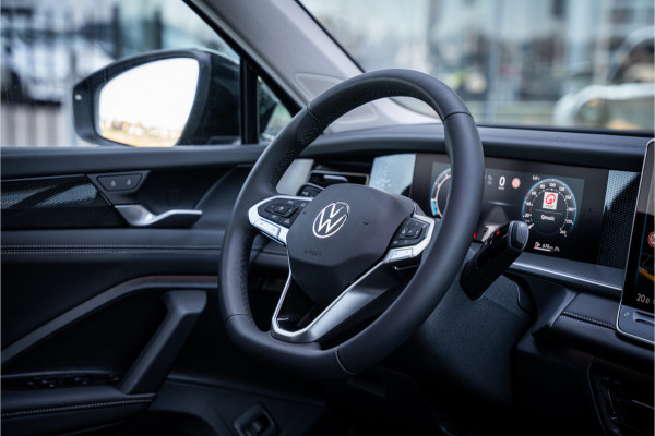 Volkswagen Tayron 1.5 eTSI Life Edition 7p. ** 20inch ** Panodak ** Trekhaak 5 jaar Fabrieksgarantie tot 100.000km