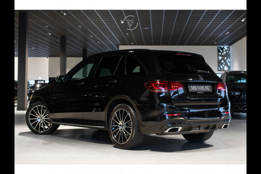 Mercedes-Benz GLC 200 4-M AMG Night|Panorama|20"|Trekhaak|MBUX|Spoorpakket|Sfeerverlichting|Treeplanken|New Service