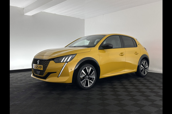 Peugeot e-208 EV GT 350 50 kWh [ 3-Fase ] {SOH-88%} (INCL.BTW) *FULL-LED | DIGI-COCKPIT | BLINDSPOT | CAMERA | LEATHER-ALCANTARA | AMBIENT-LIGHT | NAVI-FULLMAP | LANE-ASSIST | KEYLESS | DAB | CCS-FASTLOADER | HEATED-SPORTSEATS | 17''ALU