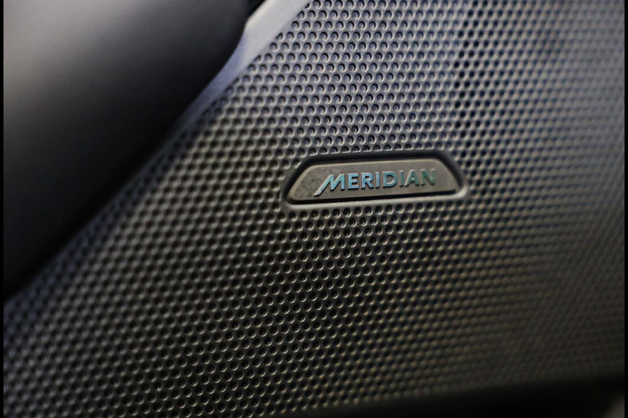 Land Rover Range Rover Velar 2.0 P400e AWD Dynamic HSE / Head Up / 360 Camera / Acc / Meridian / Leder / Dode Hoek / Open Pano