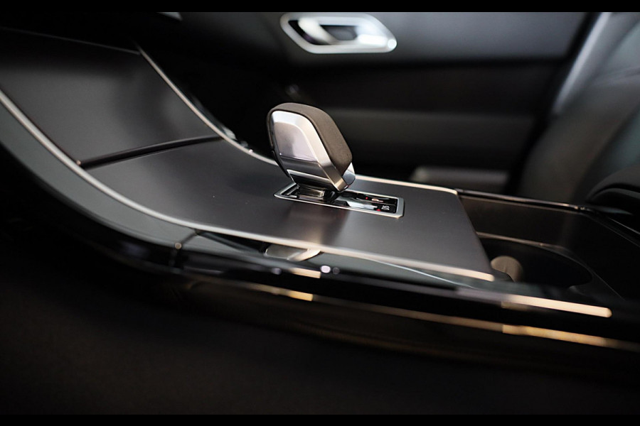 Land Rover Range Rover Velar 2.0 P400e AWD Dynamic HSE / Head Up / 360 Camera / Acc / Meridian / Leder / Dode Hoek / Open Pano