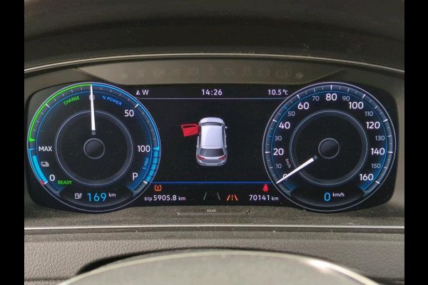 Volkswagen e-Golf e-Golf NL-AUTO | CAMERA | STOELVERWARMING