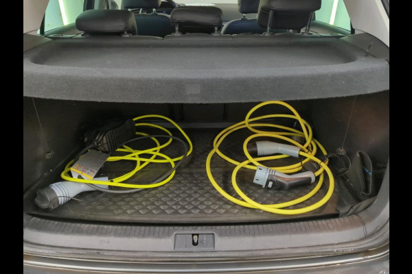 Volkswagen e-Golf e-Golf NL-AUTO | CAMERA | STOELVERWARMING