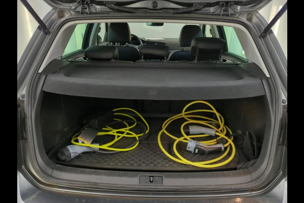 Volkswagen e-Golf e-Golf NL-AUTO | CAMERA | STOELVERWARMING