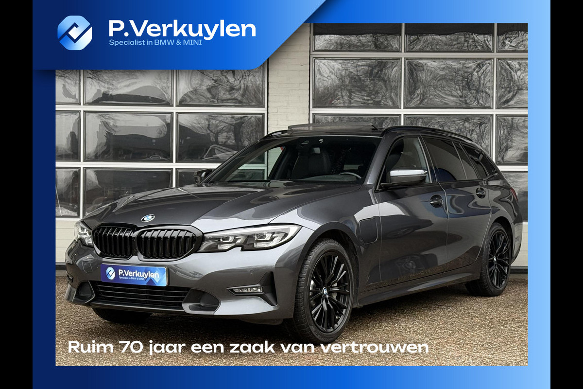 BMW 3 Serie Touring 330e SPORT LINE | PANORAMA | TREKHAAK | KEYLESS | STOELVERWARMING | 18 INCH LM VELGEN |