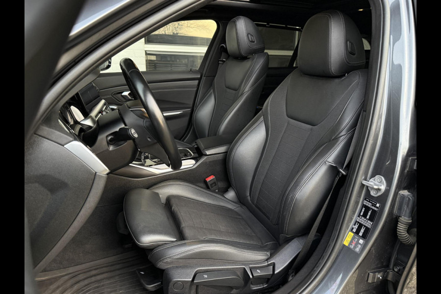 BMW 3 Serie Touring 330e SPORT LINE | PANORAMA | TREKHAAK | KEYLESS | STOELVERWARMING | 18 INCH LM VELGEN |