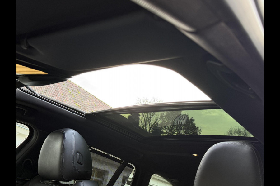 BMW 3 Serie Touring 330e SPORT LINE | PANORAMA | TREKHAAK | KEYLESS | STOELVERWARMING | 18 INCH LM VELGEN |