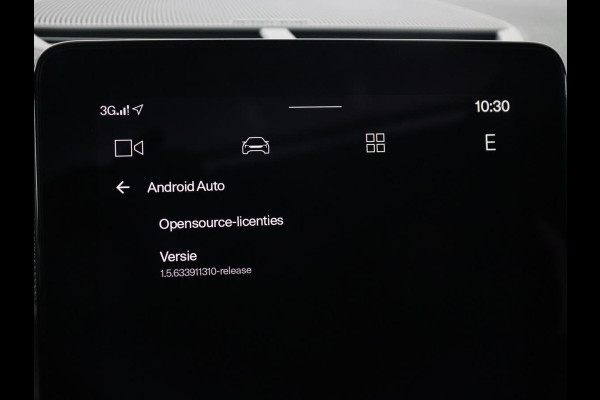 Polestar 2 Long Range Dual Motor Launch Edition 78kWh | Panoramadak | Trekhaak | 360 Camera | Achterbankverwarming | Adaptive cruise | Carplay | Camera | Stoelverwarming | Keyless
