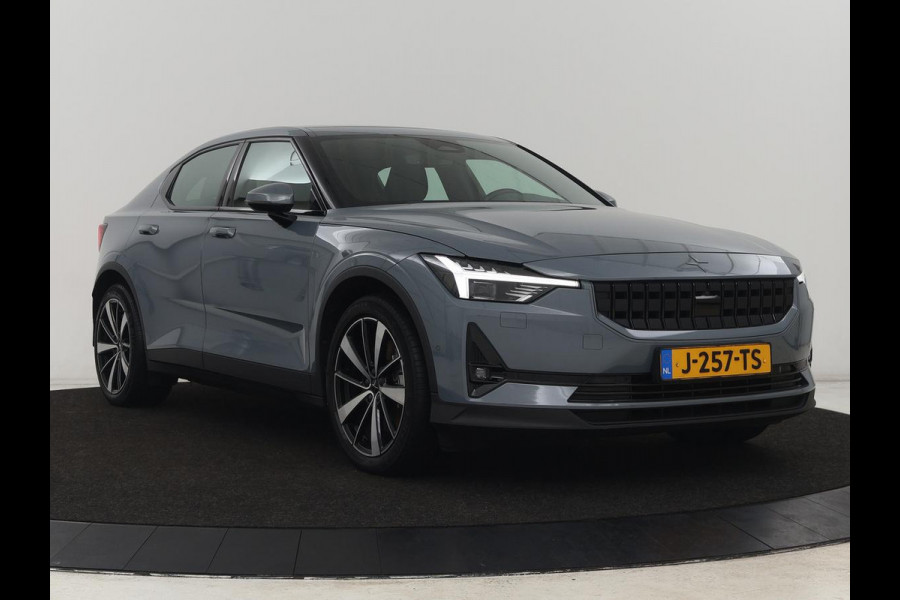 Polestar 2 Long Range Dual Motor Launch Edition 78kWh | Panoramadak | Trekhaak | 360 Camera | Achterbankverwarming | Adaptive cruise | Carplay | Camera | Stoelverwarming | Keyless