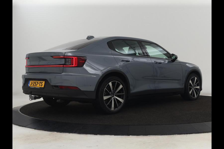 Polestar 2 Long Range Dual Motor Launch Edition 78kWh | Panoramadak | Trekhaak | 360 Camera | Achterbankverwarming | Adaptive cruise | Carplay | Camera | Stoelverwarming | Keyless