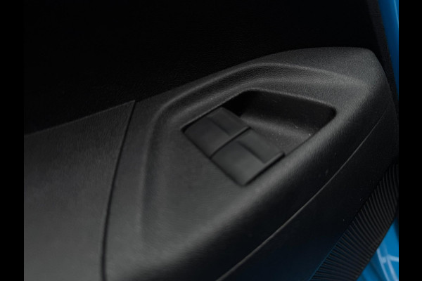 Toyota Aygo 1.0 VVT-i x-play AUTOMAAT / CAMERA / WEINIG KM'S / LED / BLUETOOTH