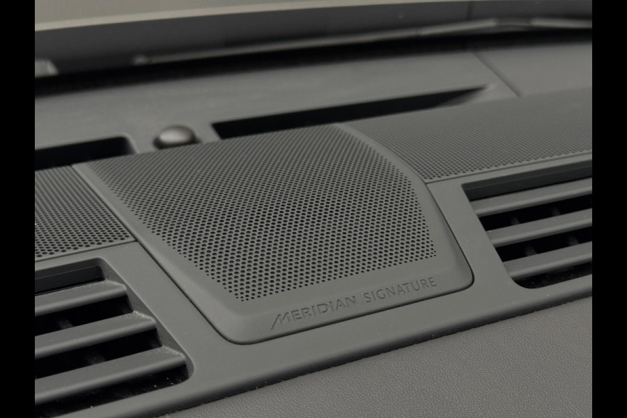 Land Rover Range Rover 4.4 P530 SV MHEV