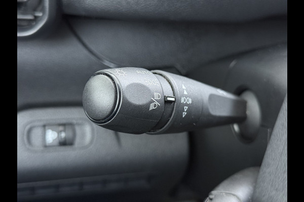 Peugeot Partner 1.2 PureTech Premium BENZINE, Cruise Control, Airco, Navigatie
