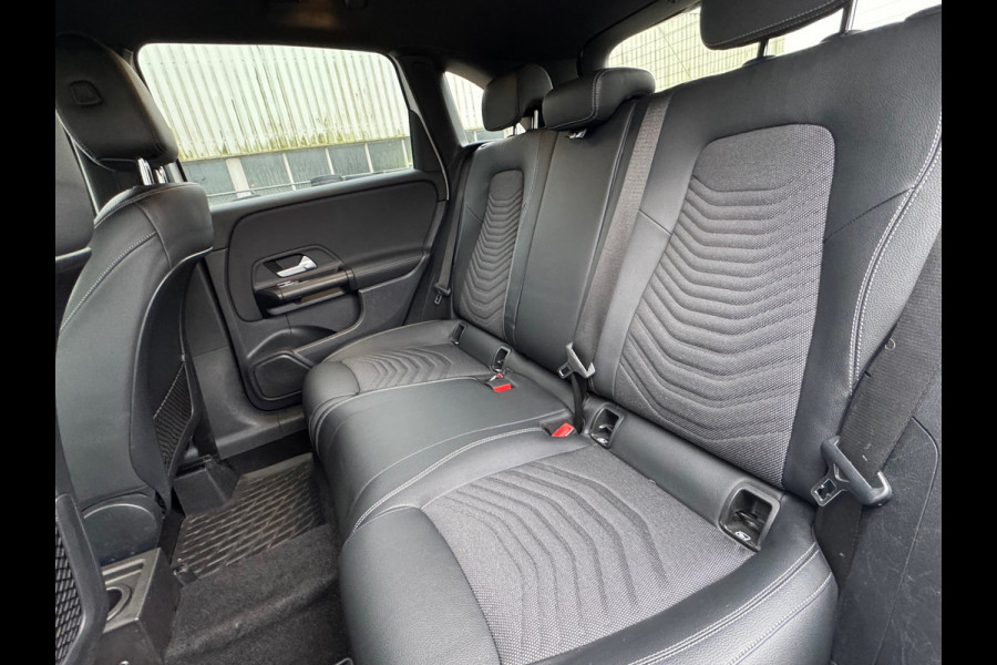 Mercedes-Benz B-Klasse 200d / Camera / NAP / 2022 !