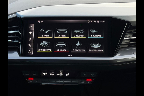 Audi Q4 e-tron 40 S 300 pk edition 77 kWh, SOH 92,5 %, 1 e eigenaar, 2 X S line, 21 ", Electrische trekhaak, NL auto met nap