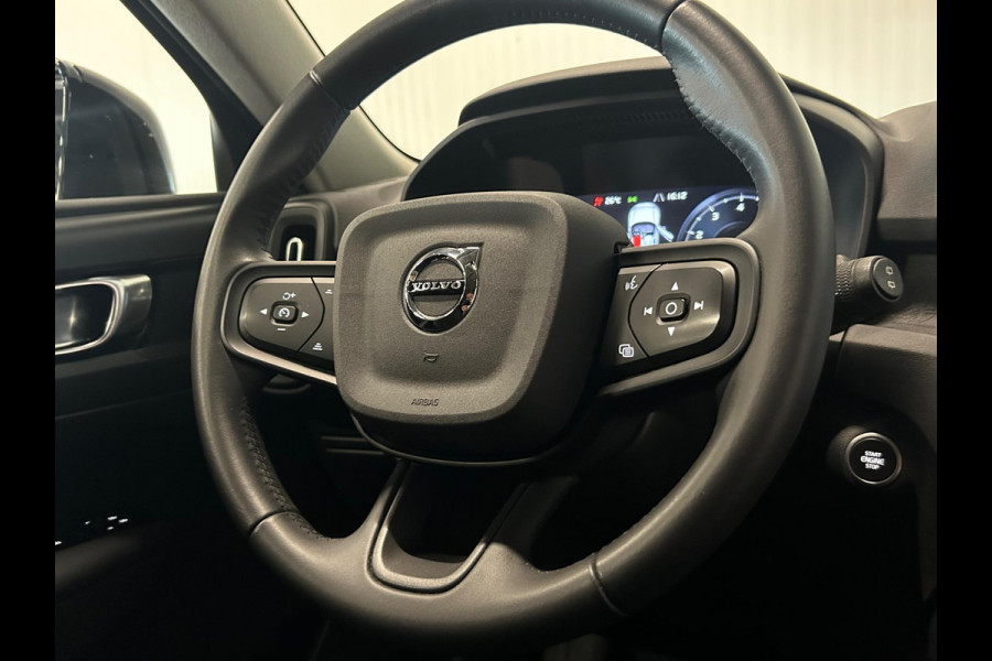 Volvo XC40 1.5 T2 Momentum Core | CARPLAY | ESC | PARK ASSISTANT