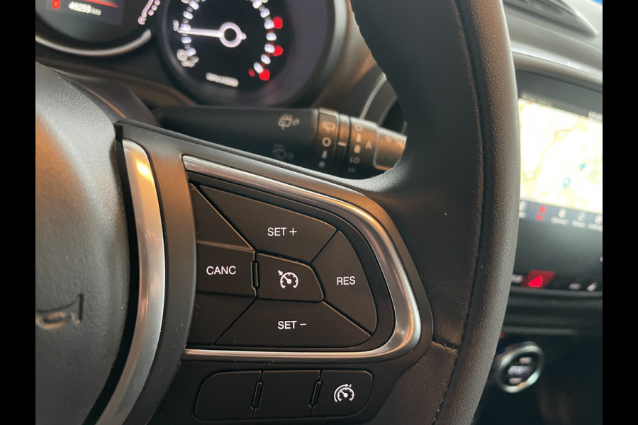 Fiat 500L 0.9 TwinAir Cross Àchteruitrijcamera - Airco - Cruise control - Parkeersensor achter - Navigatiesysteem full map - Bluetooth - Licht metalen velgen 16 inch - Mistlampen voor - Radio - Start/stop systeem - Stuu