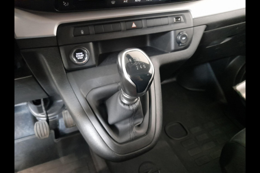 Opel Vivaro 2.0 CDTI L3H1 145PK Dubbele Cabine Edition Navigatie Trekhaak Cruise control Airco