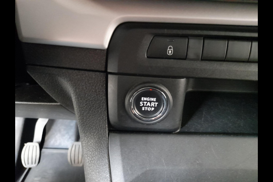 Opel Vivaro 2.0 CDTI L3H1 145PK Dubbele Cabine Edition Navigatie Trekhaak Cruise control Airco