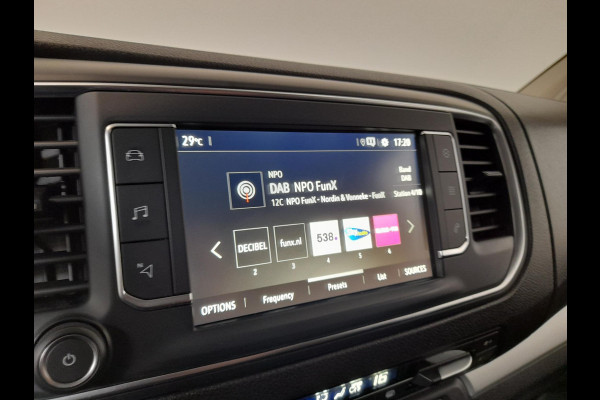 Opel Vivaro 2.0 CDTI L3H1 145PK Dubbele Cabine Edition Navigatie Trekhaak Cruise control Airco