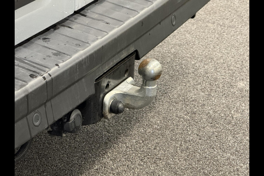 Renault Trafic 2.0 DCI 150PK L2H1 Dubbele Cabine Work Edition Airco Cruise Control Navi Parkeersensoren Voor & Achter Camera