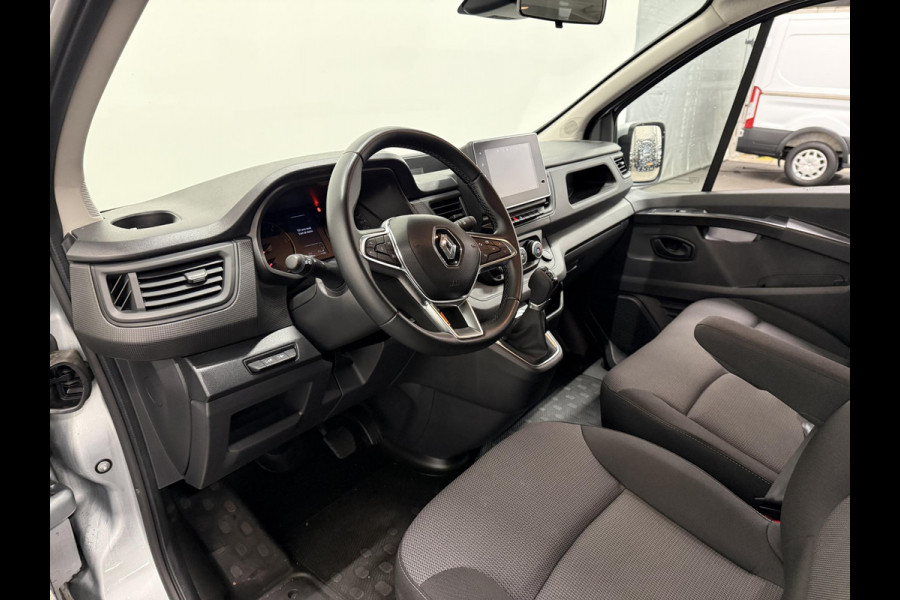 Renault Trafic 2.0 DCI 150PK L2H1 Dubbele Cabine Work Edition Airco Cruise Control Navi Parkeersensoren Voor & Achter Camera