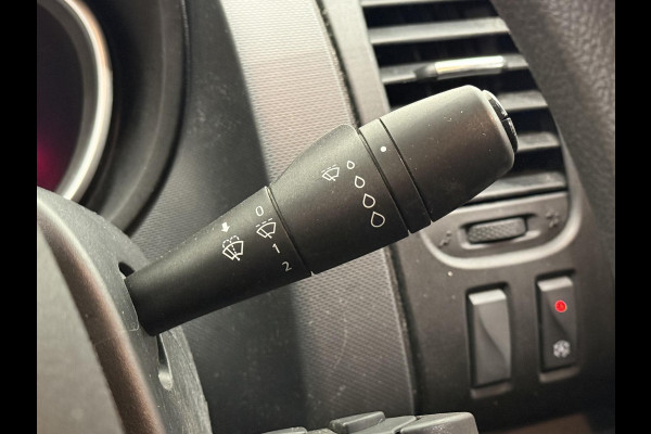 Renault Trafic 1.6 dCi 95 T29 L2H1 Générique Airco Cruise Control