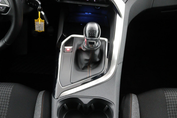 Peugeot 3008 1.2 *130PK*ECC*CRUISE*NAVI*