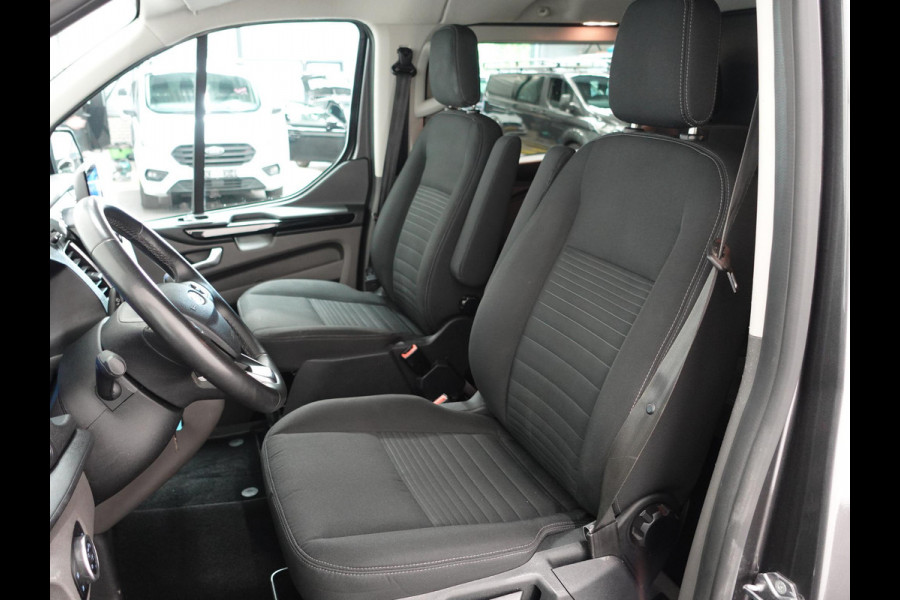 Ford Transit Custom 300 2.0 TDCI L2H1 Limited Dubbele Cabine Automaat Navigatie Airco 2 Schuifdeuren Trekhaak PDC  Carplay  DAB
