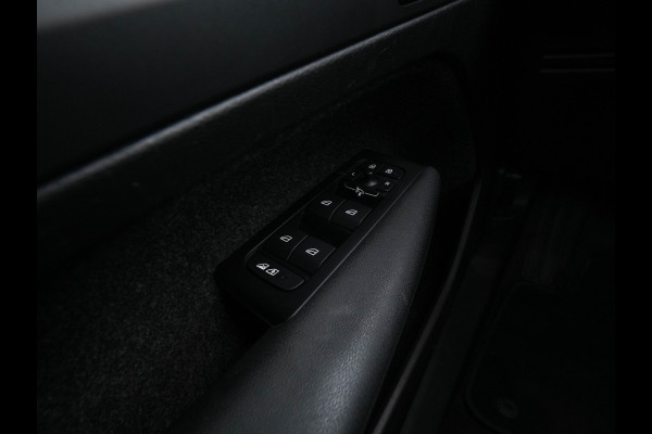 Volvo C40 Recharge Twin Intro Edition 78 kWh AWD [ 3-Fase ] {SOH-87%} (INCL-BTW) Aut. *HEATPUMP | PANO | LEATHER-ALCANTARA | DIGI-COCKPIT | FULL-LED | HARMAN/KARDON | TOPVIEW | NAVI-FULLMAP | ECC | PDC | KEYLESS | HEATED-SPORTSEATS | TOWBAR | PRIVACY-GLASS | 20