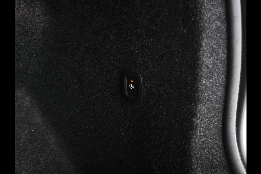 Volvo C40 Recharge Twin Intro Edition 78 kWh AWD [ 3-Fase ] {SOH-87%} (INCL-BTW) Aut. *HEATPUMP | PANO | LEATHER-ALCANTARA | DIGI-COCKPIT | FULL-LED | HARMAN/KARDON | TOPVIEW | NAVI-FULLMAP | ECC | PDC | KEYLESS | HEATED-SPORTSEATS | TOWBAR | PRIVACY-GLASS | 20