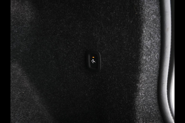 Volvo C40 Recharge Twin Intro Edition 78 kWh AWD [ 3-Fase ] {SOH-87%} (INCL-BTW) Aut. *HEATPUMP | PANO | LEATHER-ALCANTARA | DIGI-COCKPIT | FULL-LED | HARMAN/KARDON | TOPVIEW | NAVI-FULLMAP | ECC | PDC | KEYLESS | HEATED-SPORTSEATS | TOWBAR | PRIVACY-GLASS | 20