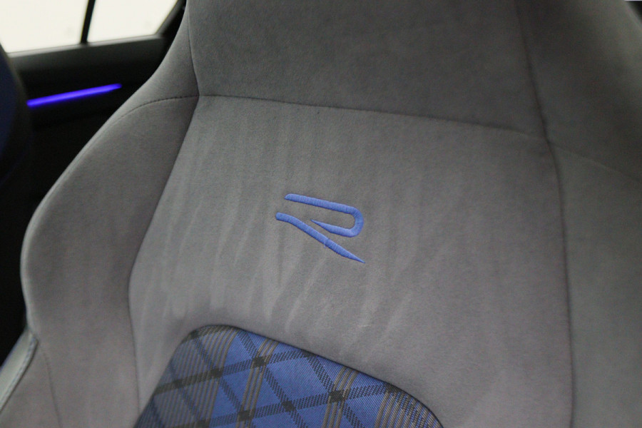 Volkswagen Golf 2.0 TSI R 4Motion Panoramadak, Akrapovic, Head-Up, IQ, ACC, H&K Sound, 19"