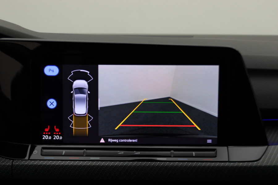 Volkswagen Golf 2.0 TSI R 4Motion Panoramadak, Akrapovic, Head-Up, IQ, ACC, H&K Sound, 19"