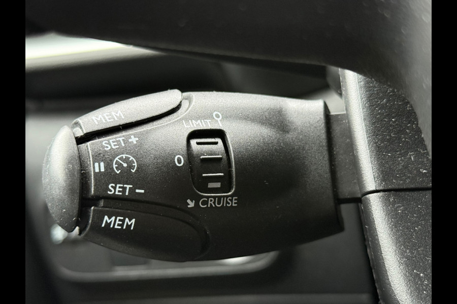 Citroën C3 1.2 PureTech Shine / CARPLAY / NAP / CAMERA